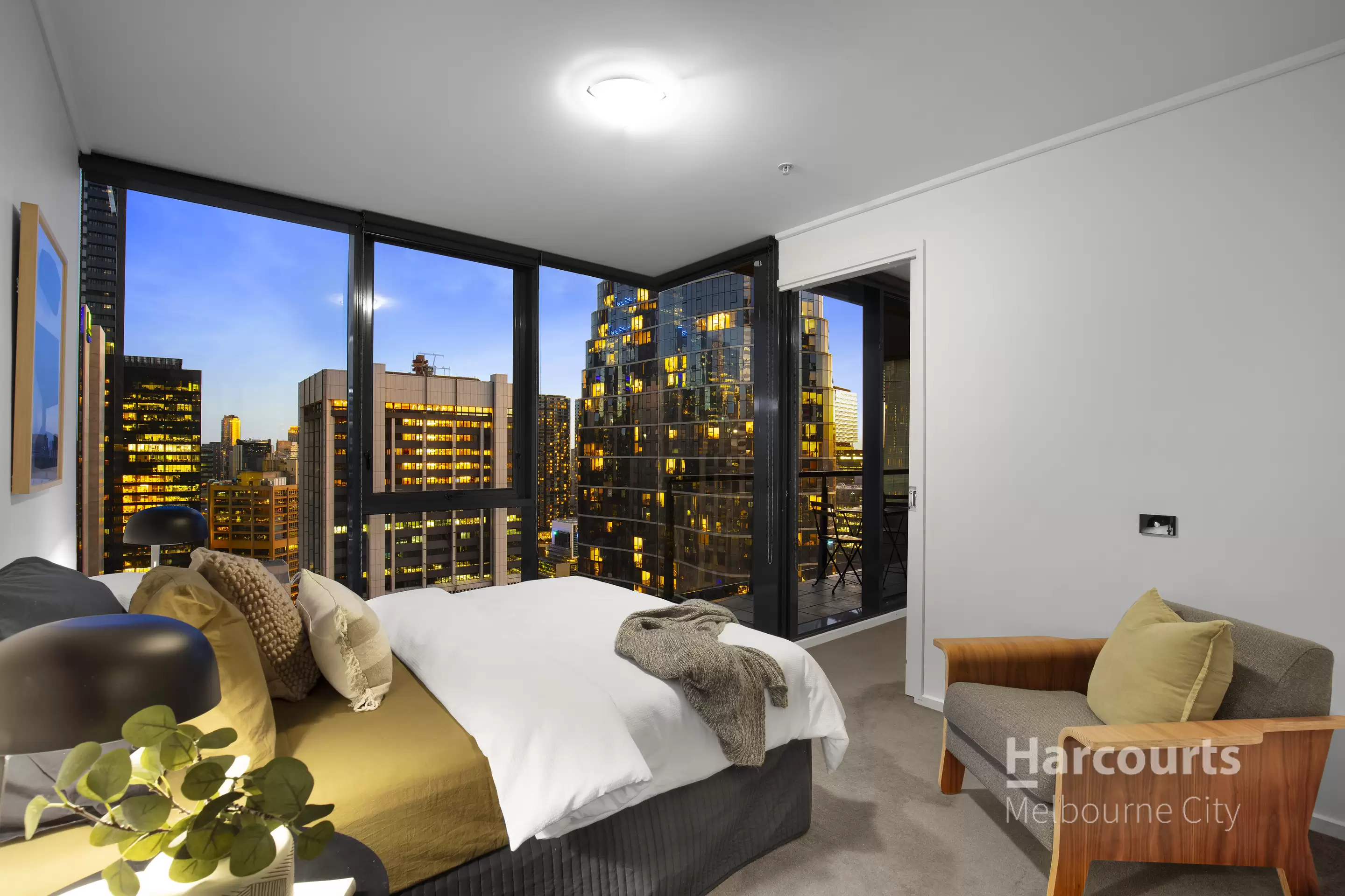 2611/668 Bourke Street, Melbourne Sold by Harcourts Melbourne City - image 4