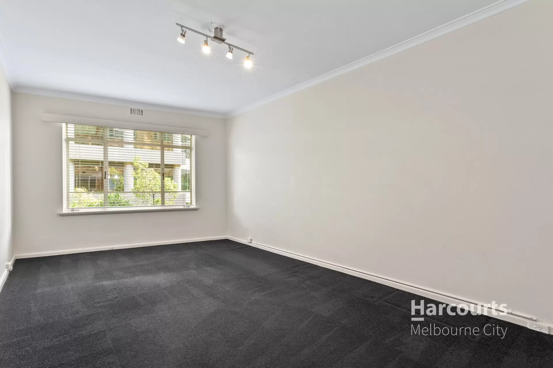 8/485 St Kilda Road, Melbourne Leased by Harcourts Melbourne City - image 1