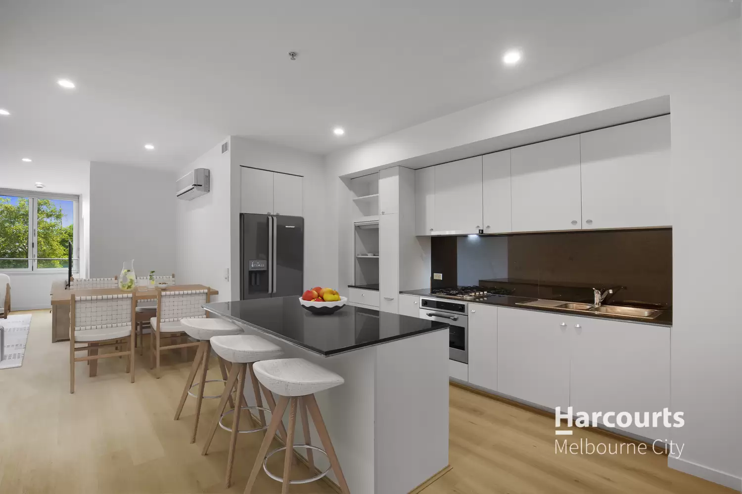204/166 Wellington Parade, East Melbourne Leased by Harcourts Melbourne City - image 1