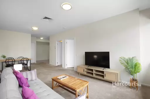 2015/250 Elizabeth Street, Melbourne Leased by Harcourts Melbourne City