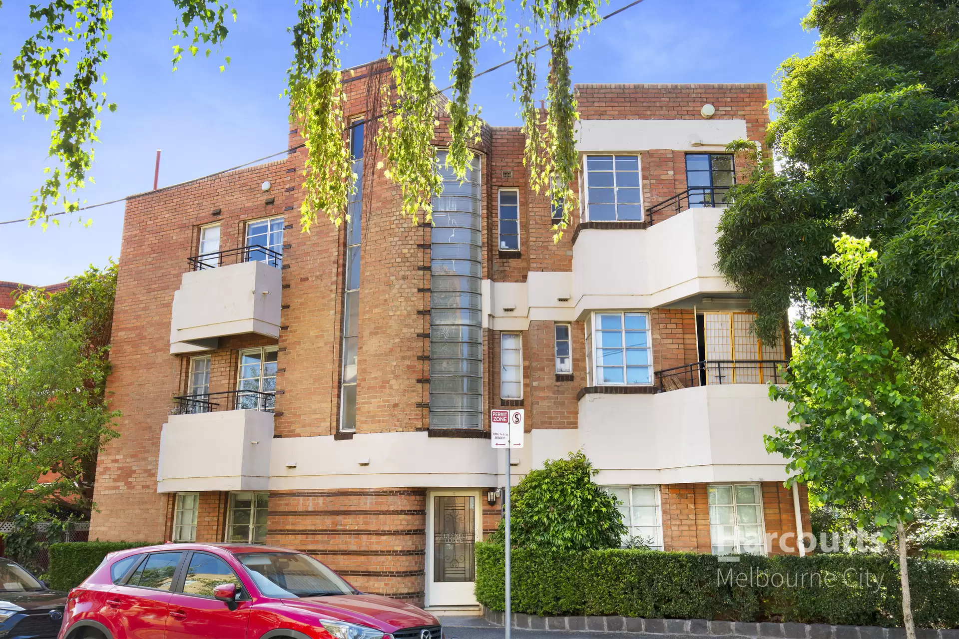 7/2-4 Garden Avenue, East Melbourne Leased by Harcourts Melbourne City - image 1