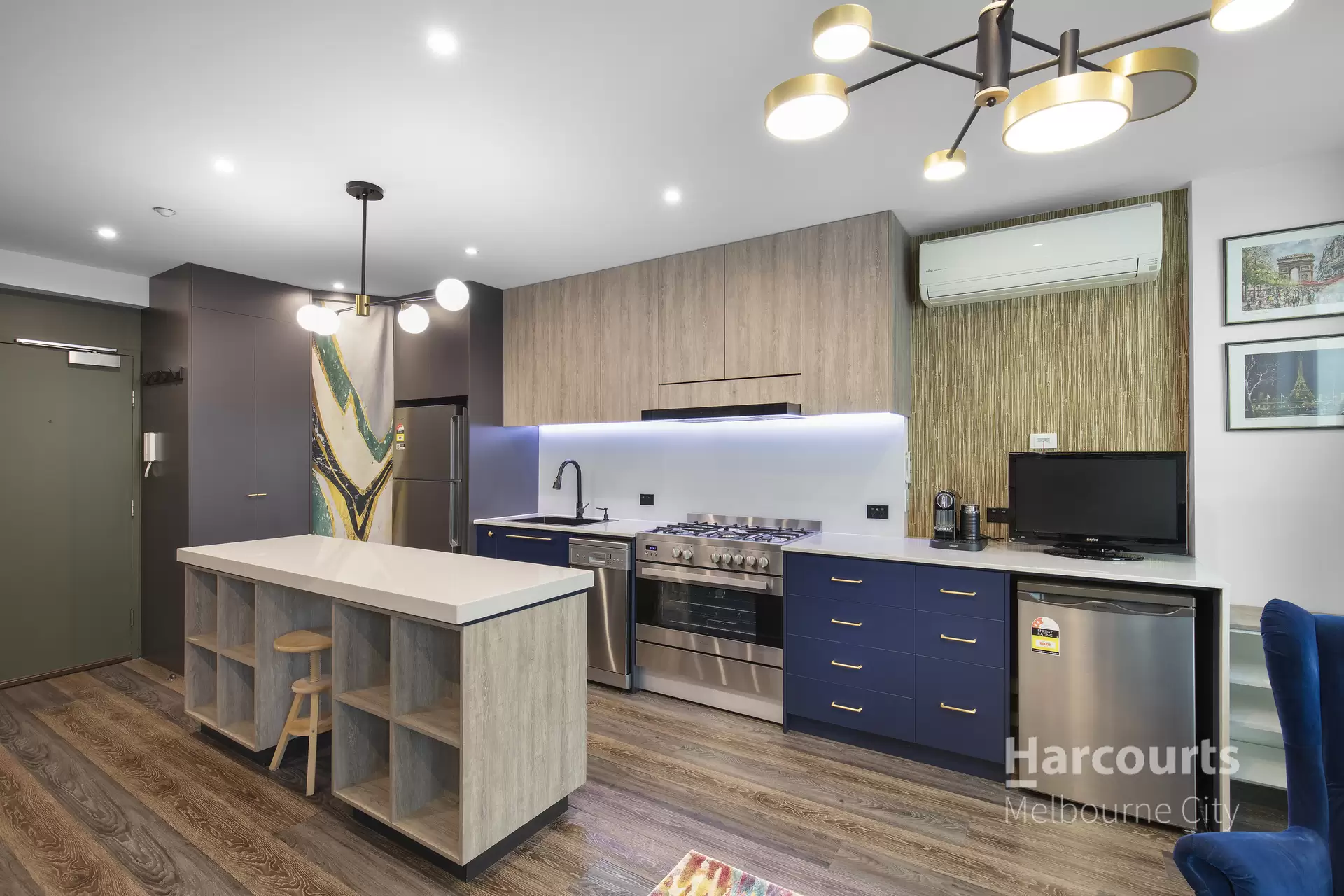 1103/87 Franklin Street, Melbourne Sold by Harcourts Melbourne City - image 1