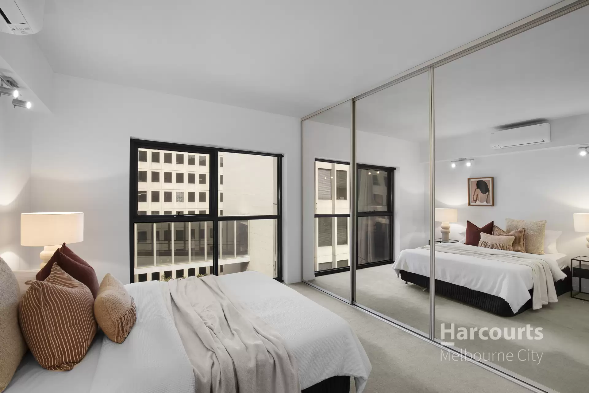 705/18 Russell Place, Melbourne Sold by Harcourts Melbourne City - image 1
