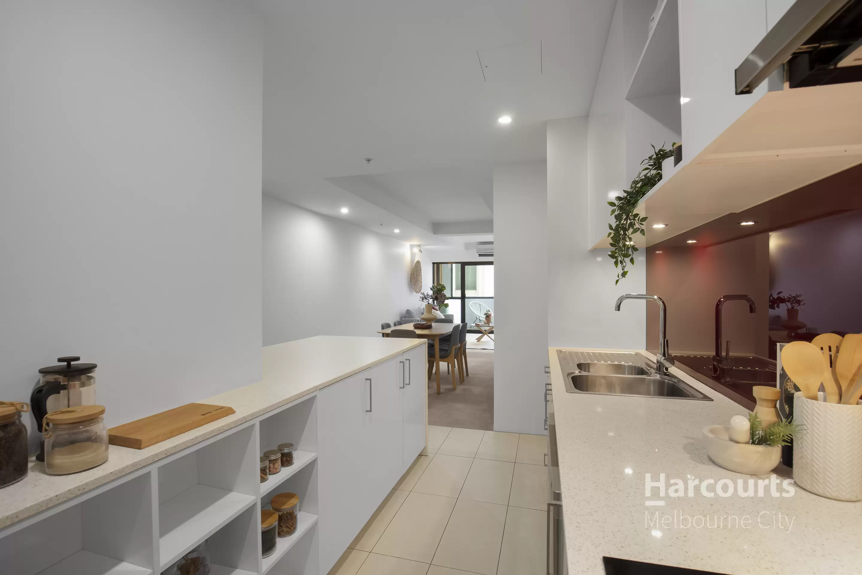 705/18 Russell Place, Melbourne Sold by Harcourts Melbourne City - image 5