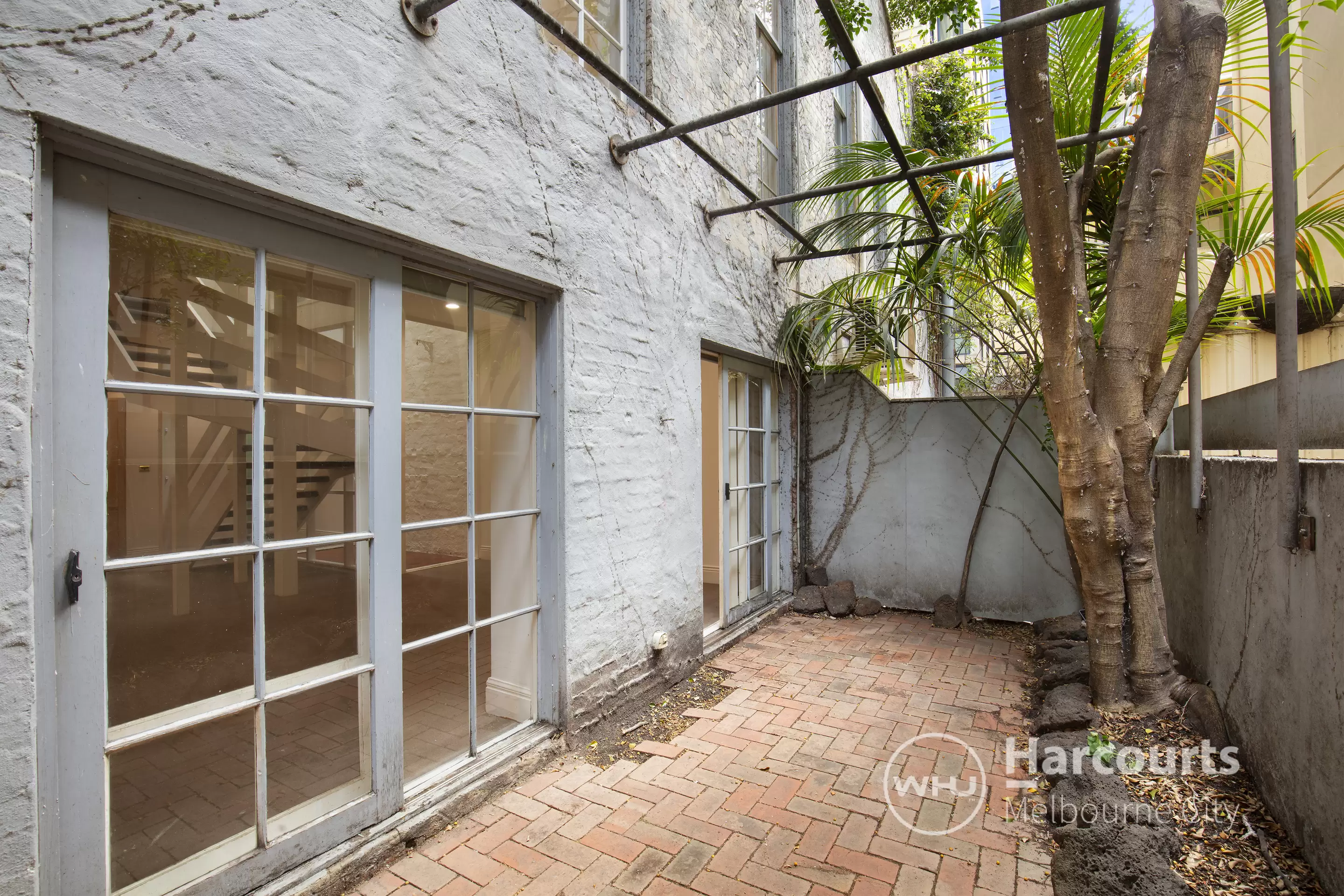 56 Hayward Lane, Melbourne Sold by Harcourts Melbourne City - image 2
