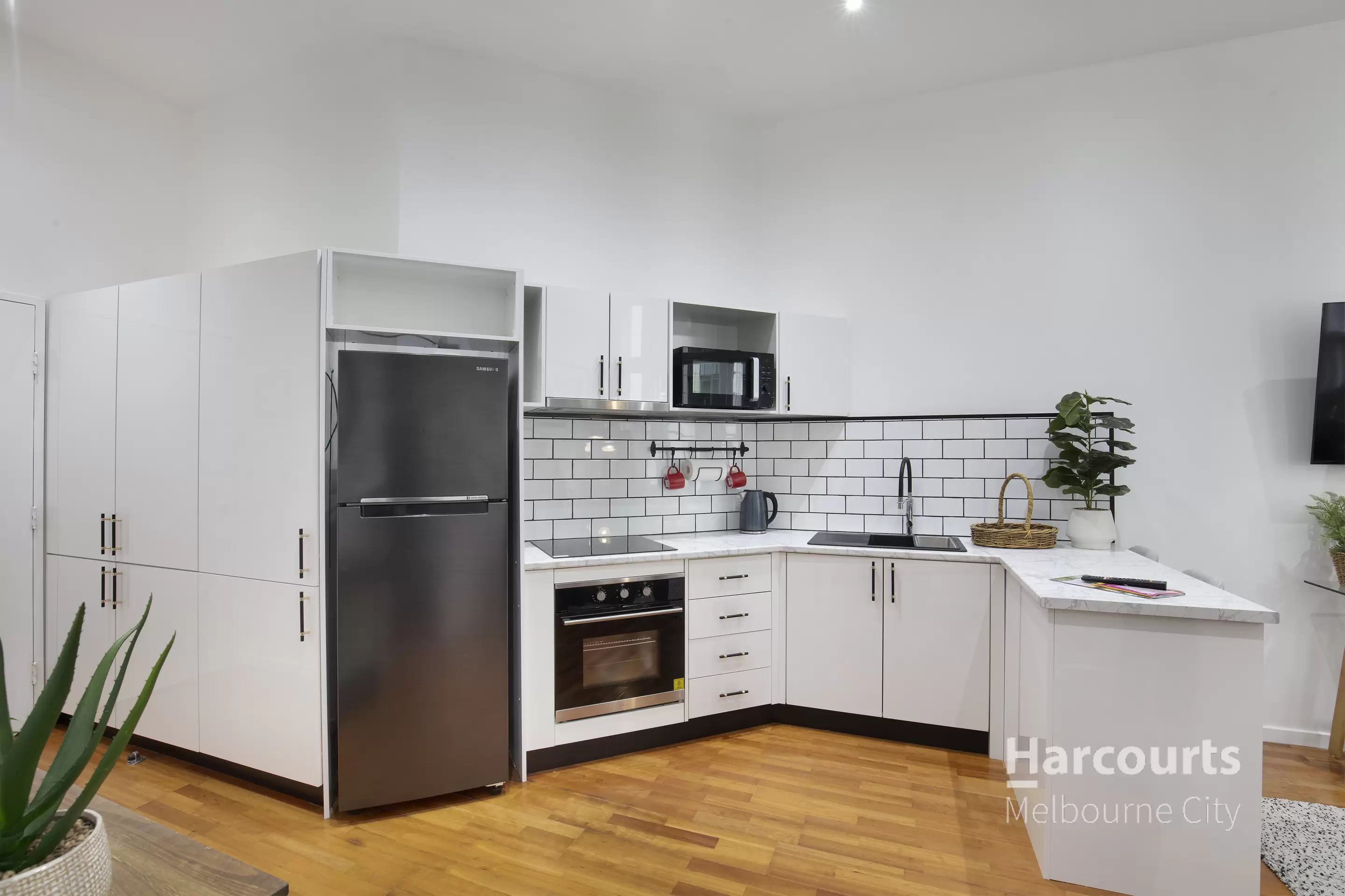 304/260 Little Collins Street, Melbourne Leased by Harcourts Melbourne City - image 4