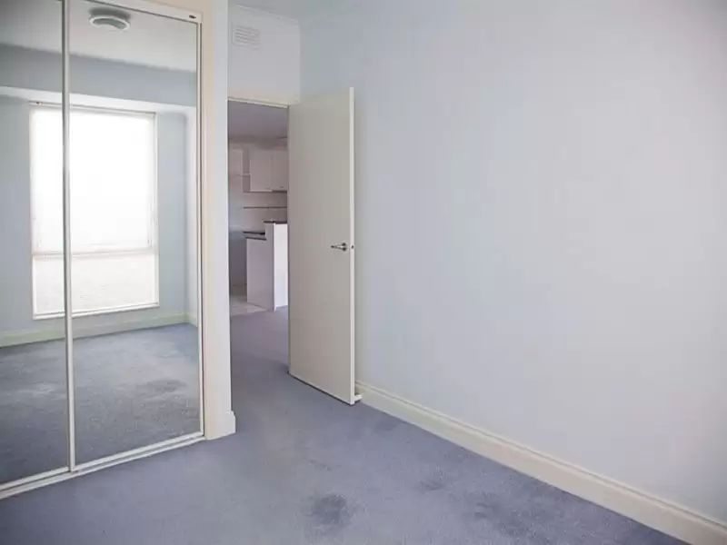 9/632 St Kilda Road, Melbourne Leased by Harcourts Melbourne City - image 2