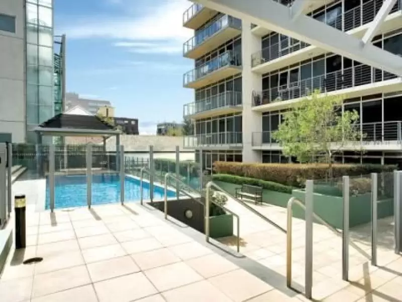 9/632 St Kilda Road, Melbourne Leased by Harcourts Melbourne City - image 8