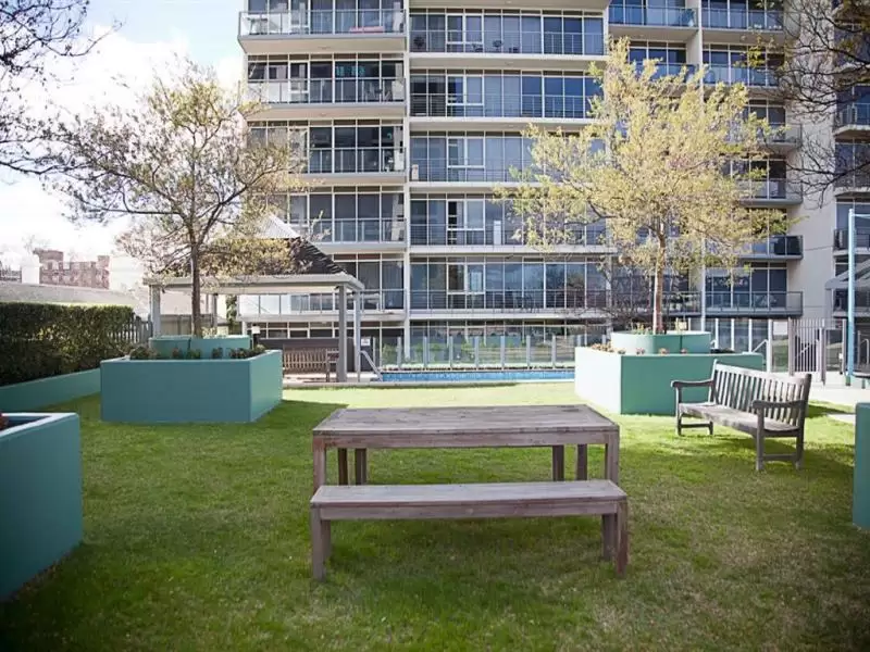 9/632 St Kilda Road, Melbourne Leased by Harcourts Melbourne City - image 9