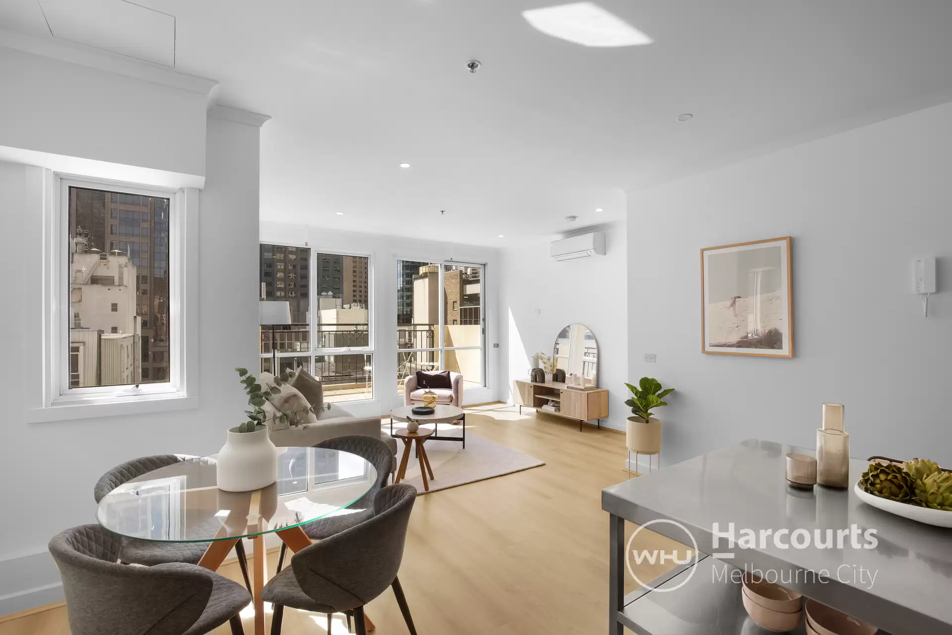 1118/422 Collins Street, Melbourne Sold by Harcourts Melbourne City - image 1