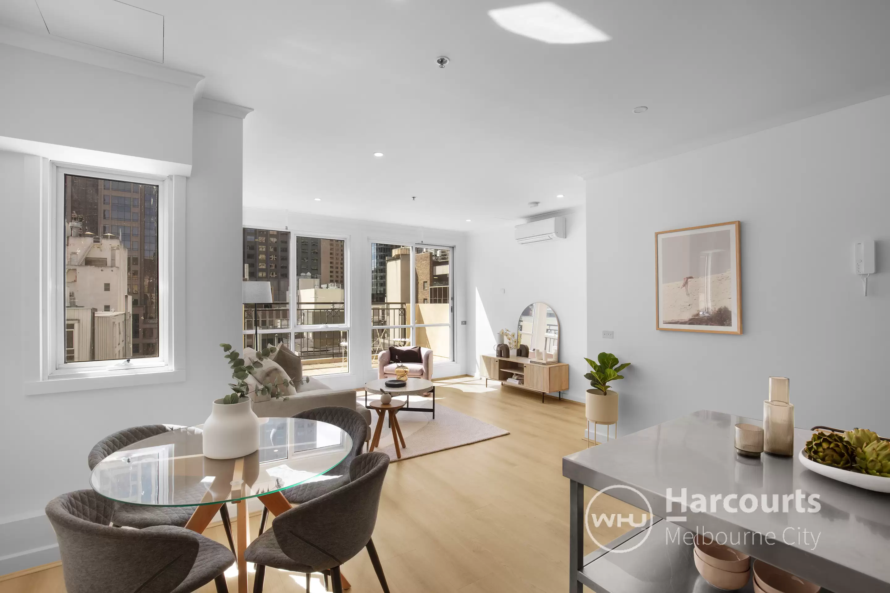 1118/422 Collins Street, Melbourne Sold by Harcourts Melbourne City - image 1