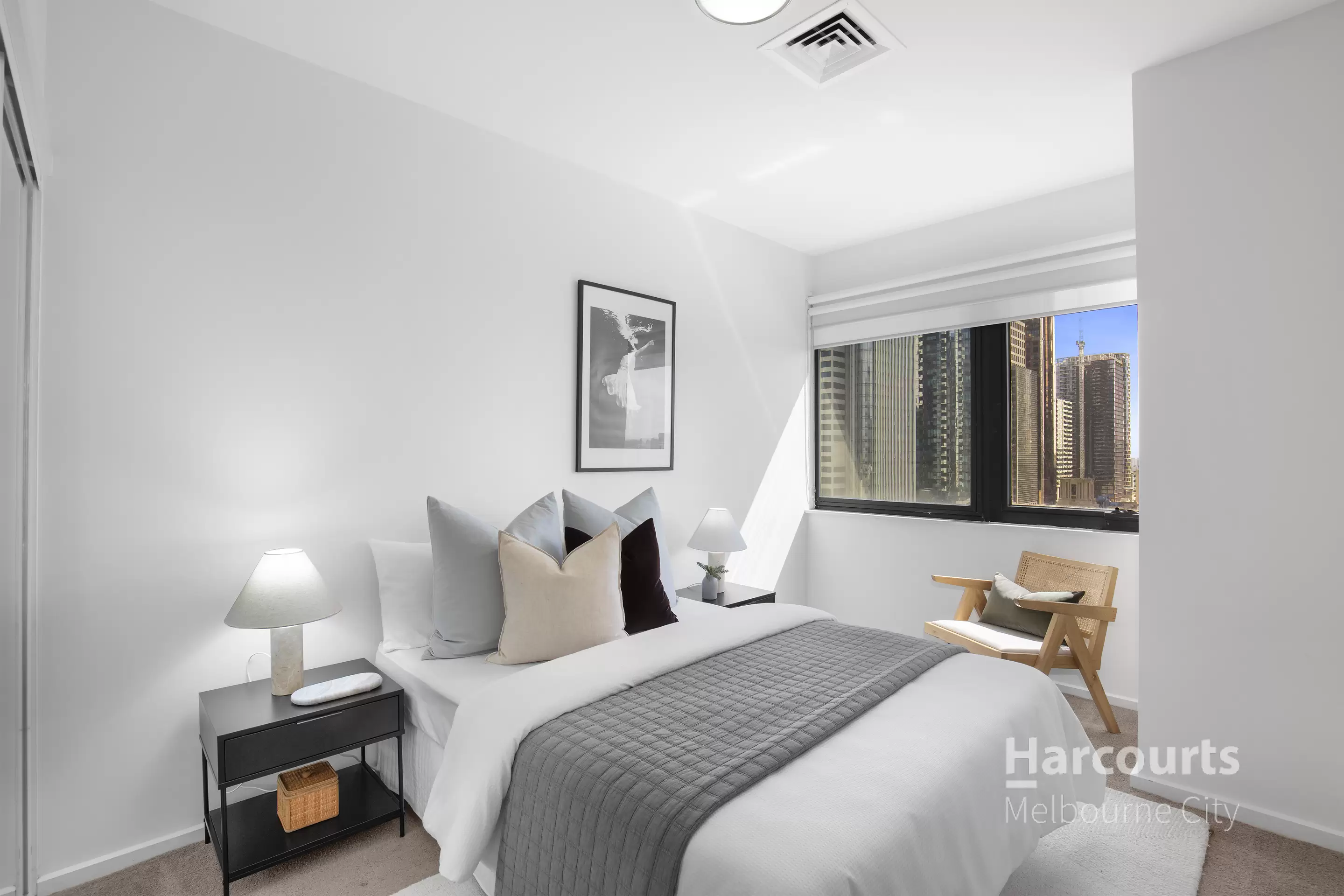 1701/250 Elizabeth Street, Melbourne Sold by Harcourts Melbourne City - image 4