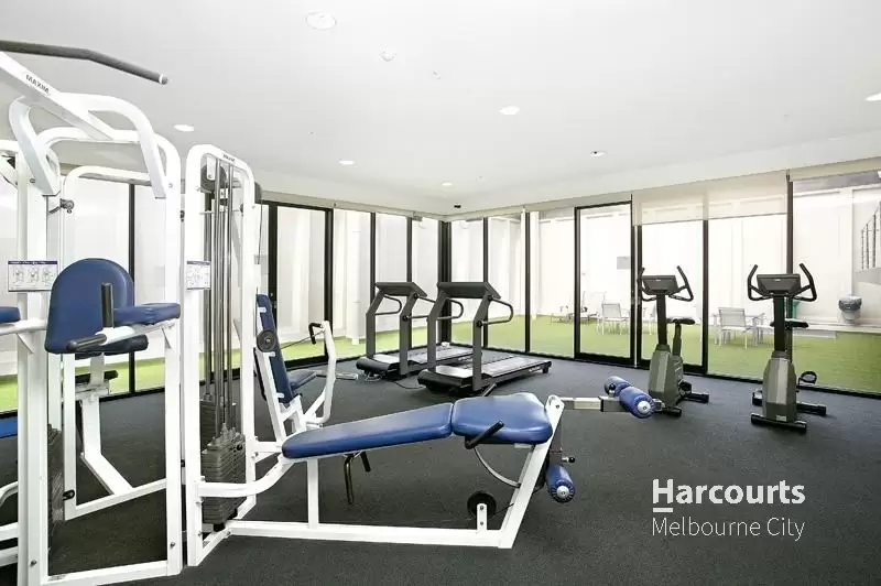 1701/250 Elizabeth Street, Melbourne Sold by Harcourts Melbourne City - image 8