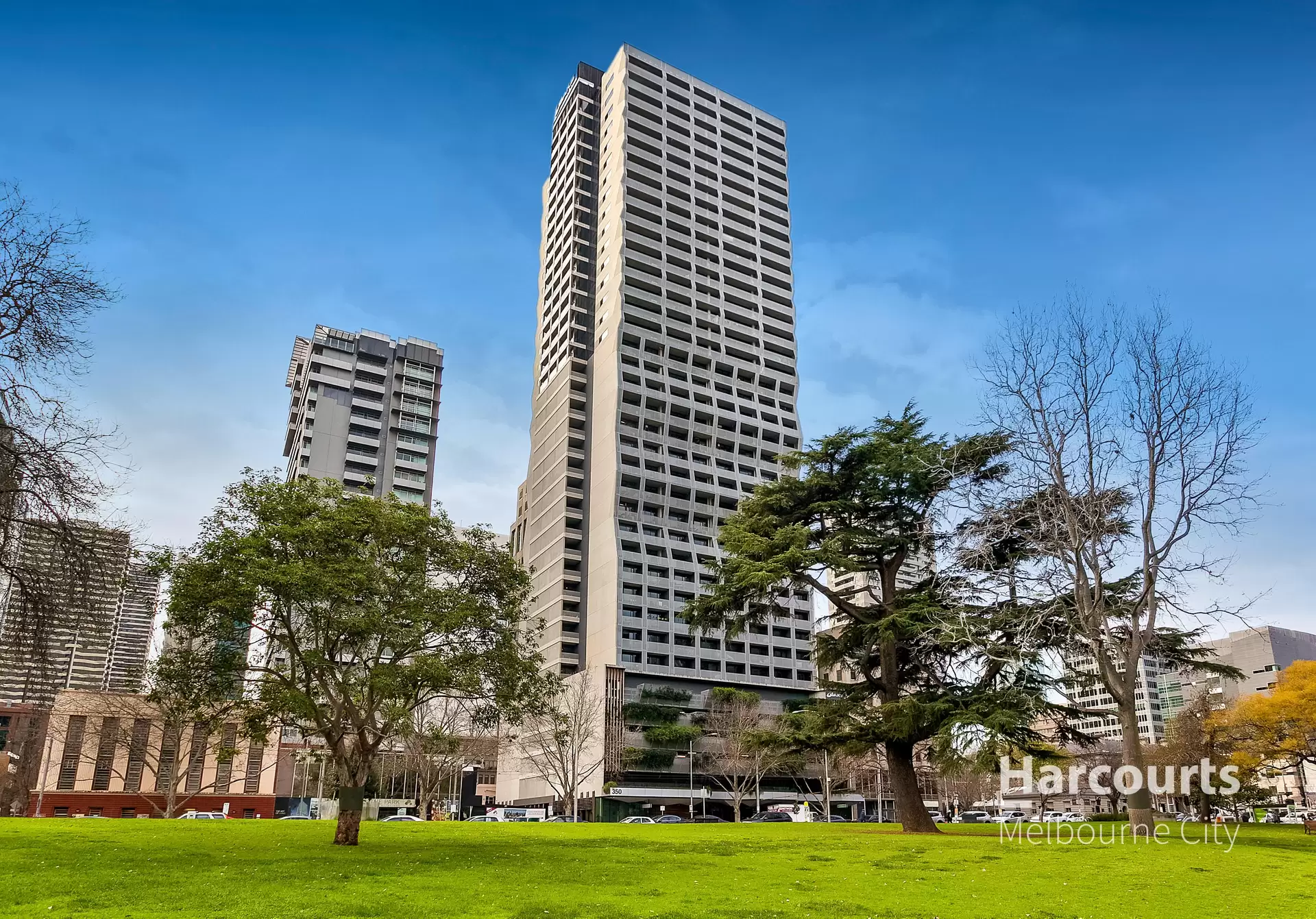 620/17 Singers Lane, Melbourne Leased by Harcourts Melbourne City - image 1