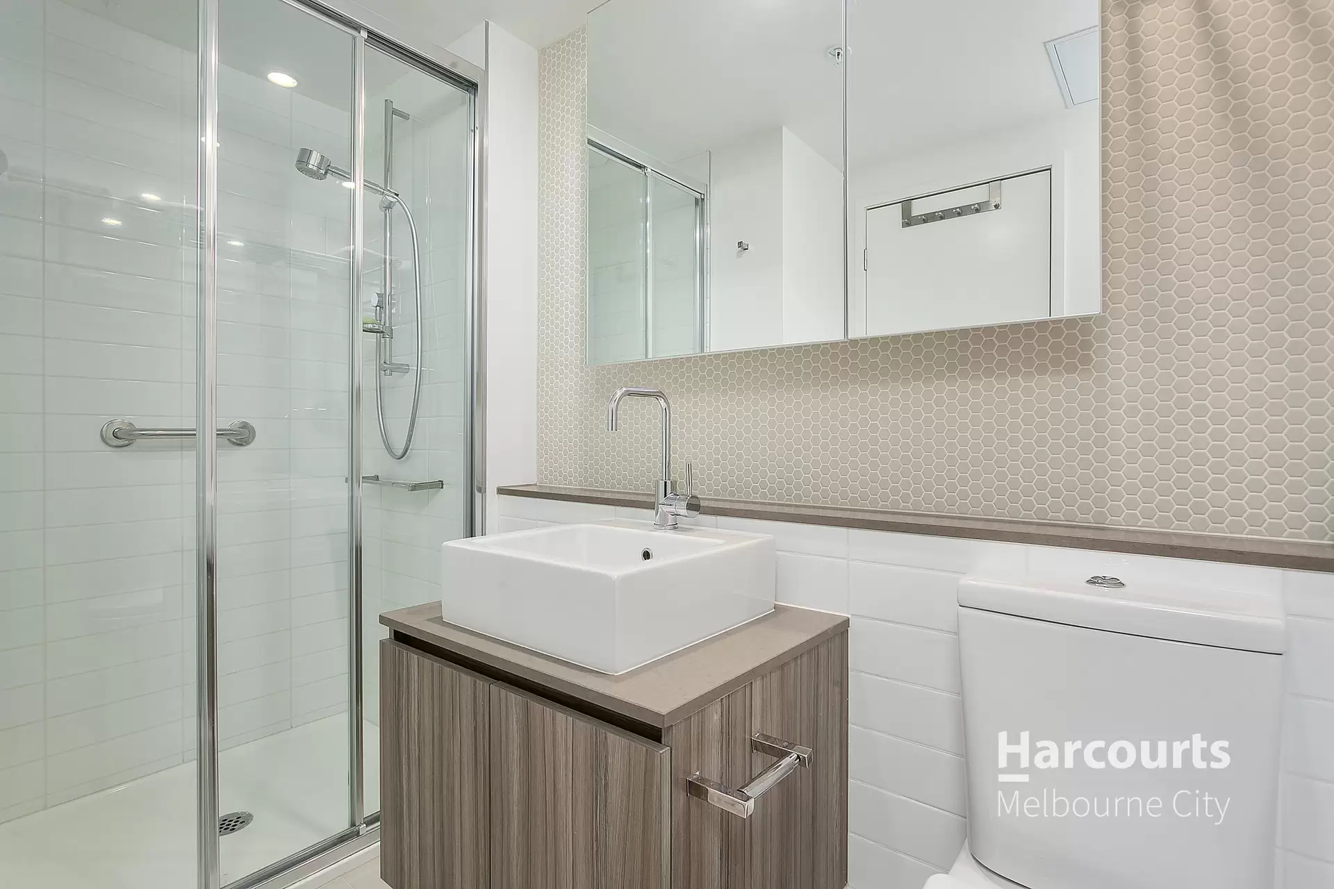 620/17 Singers Lane, Melbourne Leased by Harcourts Melbourne City - image 1