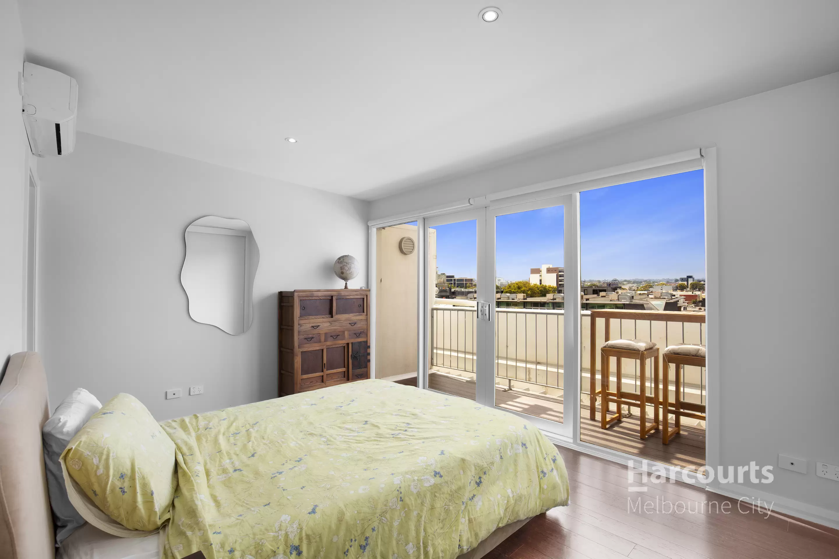 Richmond Leased by Harcourts Melbourne City - image 4