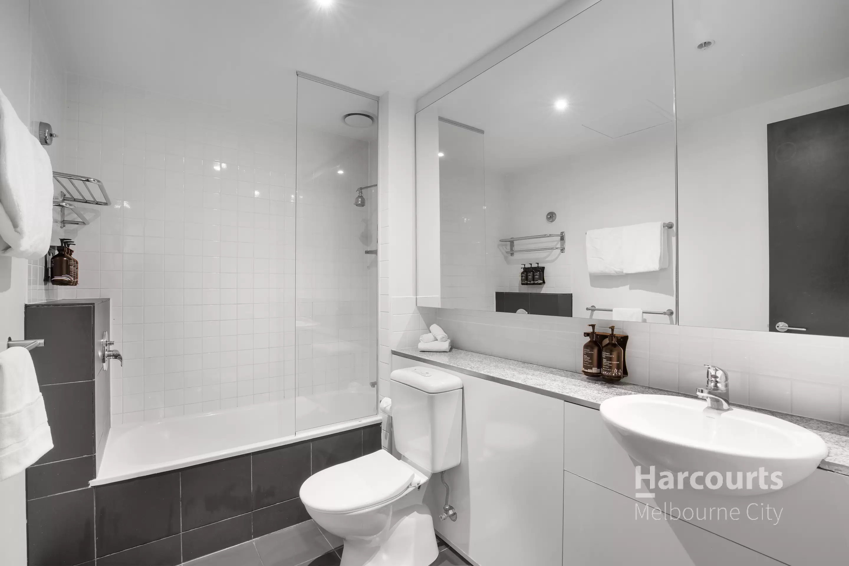 106/100 Exhibition Street, Melbourne Leased by Harcourts Melbourne City - image 4
