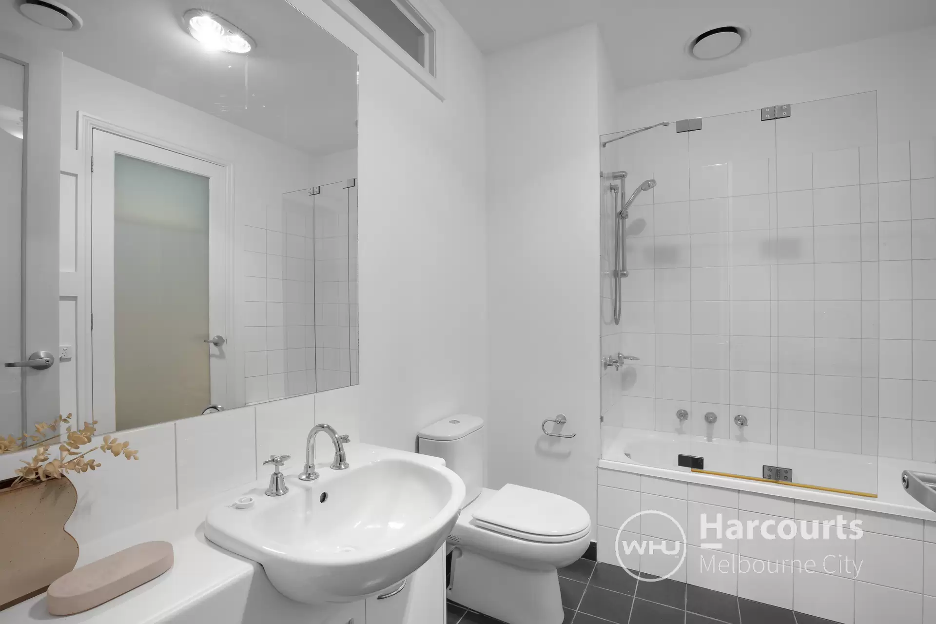512/238 Flinders Lane, Melbourne Sold by Harcourts Melbourne City - image 1