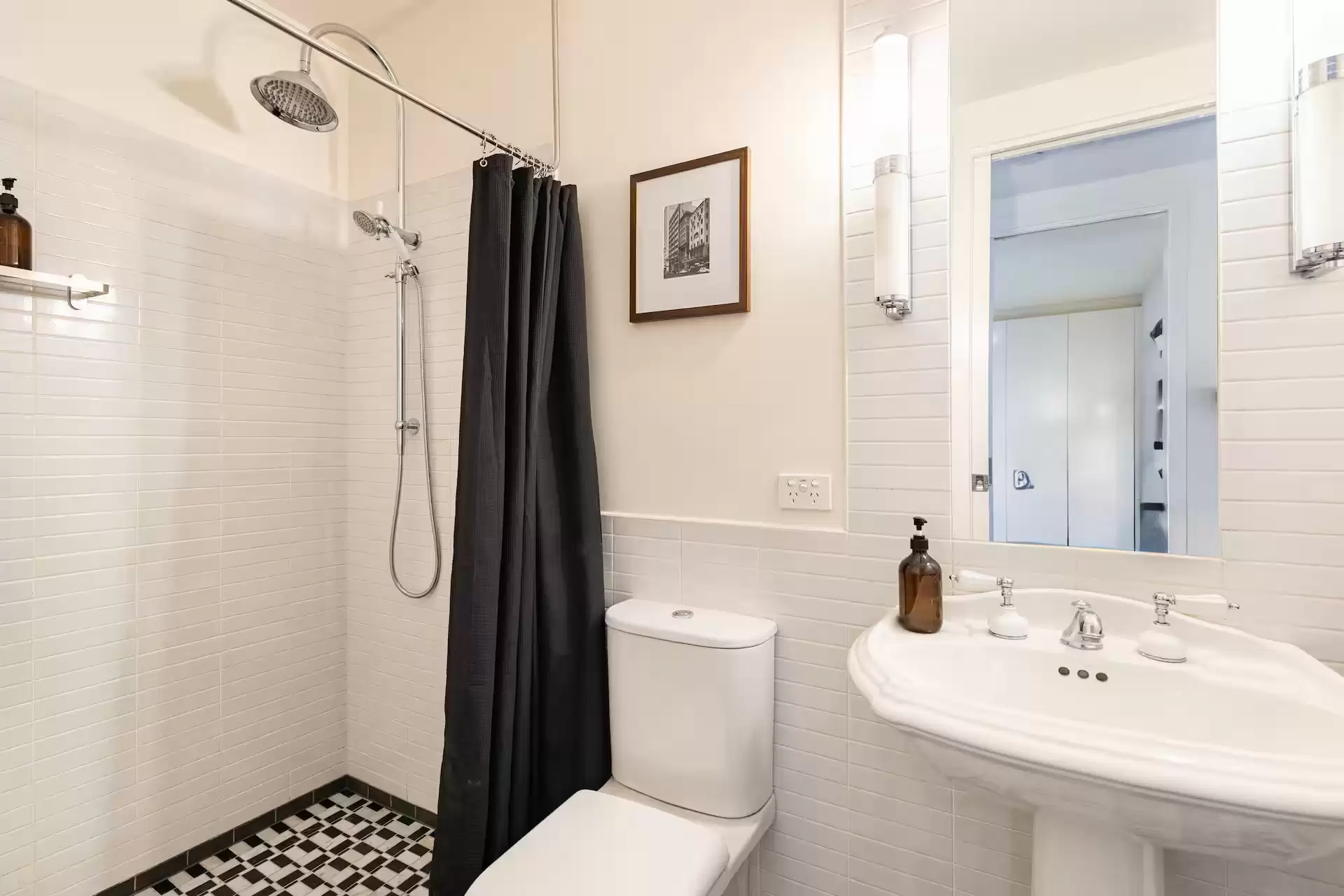 23/243 Collins Street, Melbourne Sold by Harcourts Melbourne City - image 8