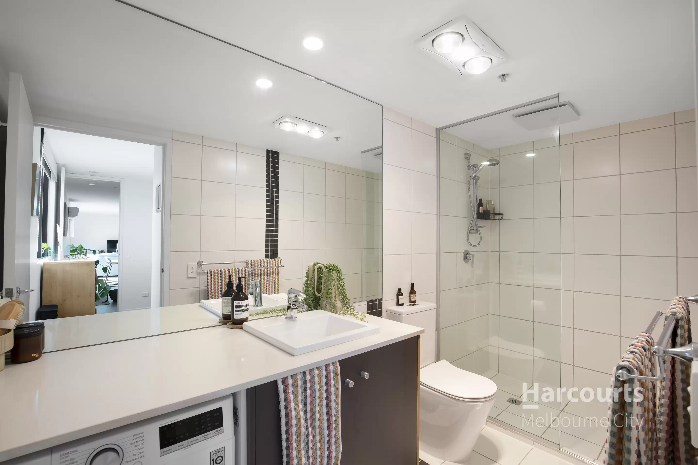 1510/83 Queens Road, Melbourne Leased by Harcourts Melbourne City - image 6
