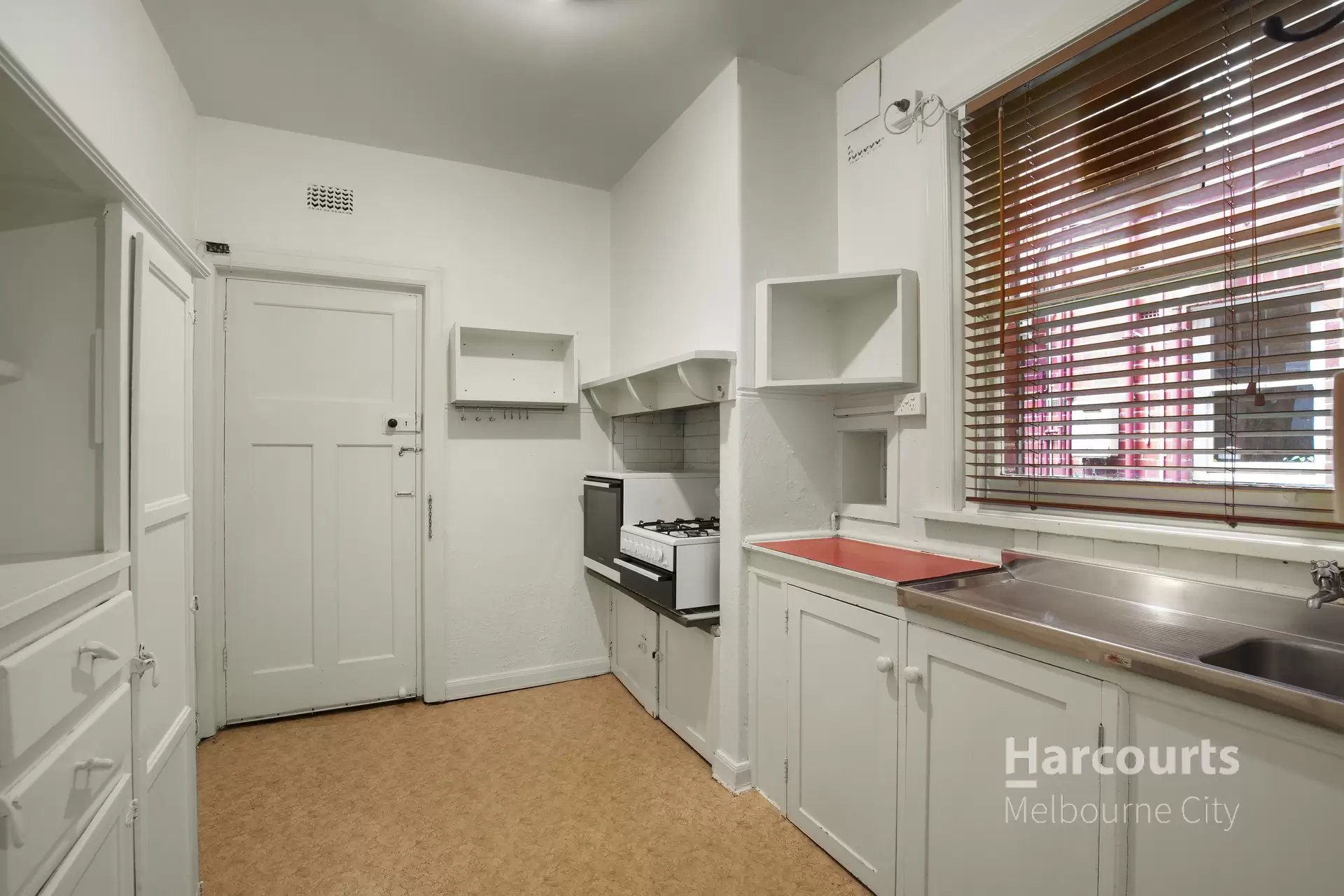 2/16 Arnold Street, South Yarra Leased by Harcourts Melbourne City - image 1