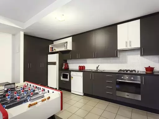 208/11 Hoddle Street, Collingwood Leased by Harcourts Melbourne City