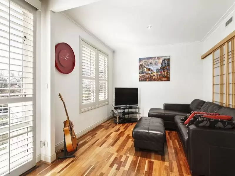 3/388-390 Victoria Parade, East Melbourne Leased by Harcourts Melbourne City - image 4