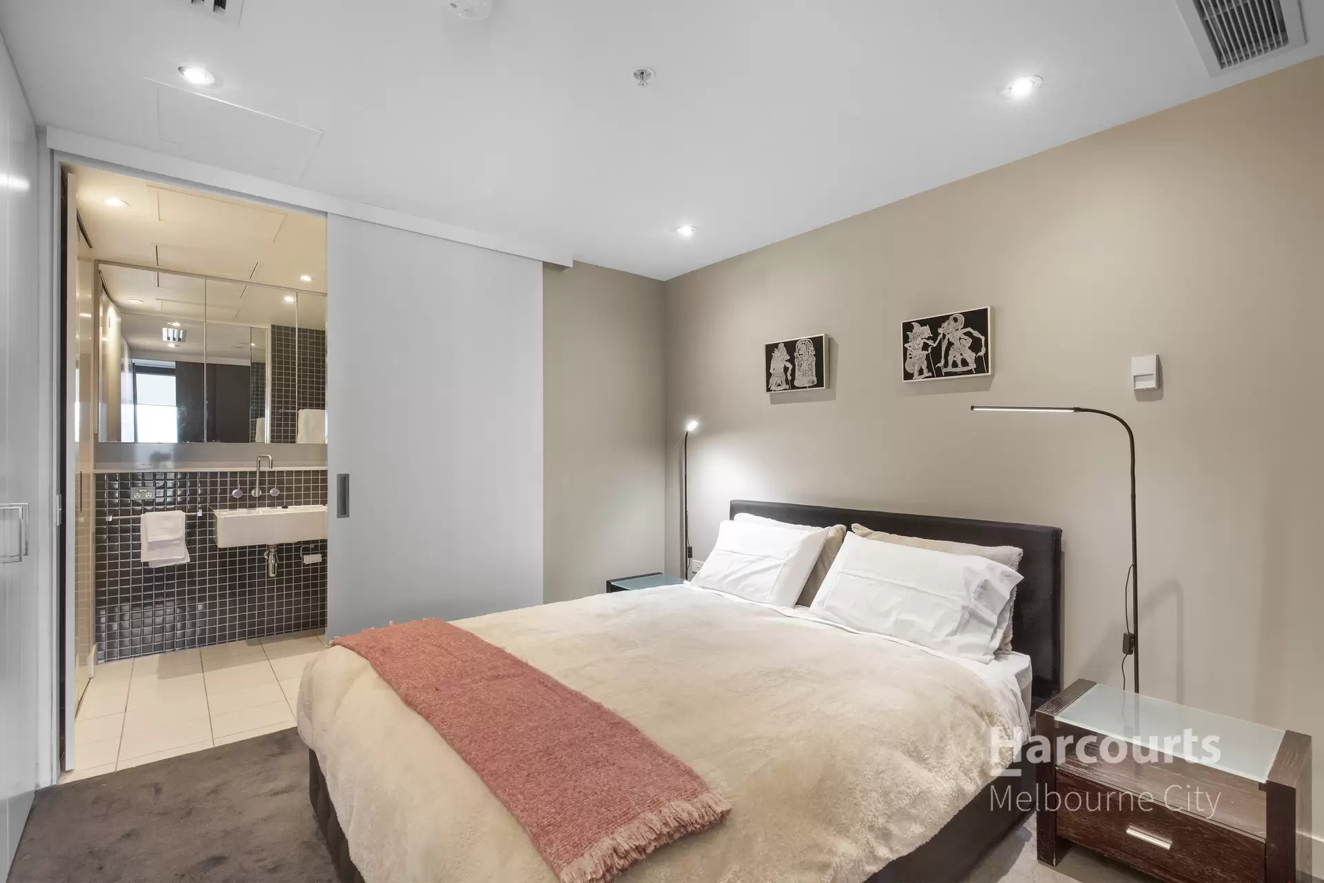 1911/1 Freshwater Place, Southbank Leased by Harcourts Melbourne City - image 1