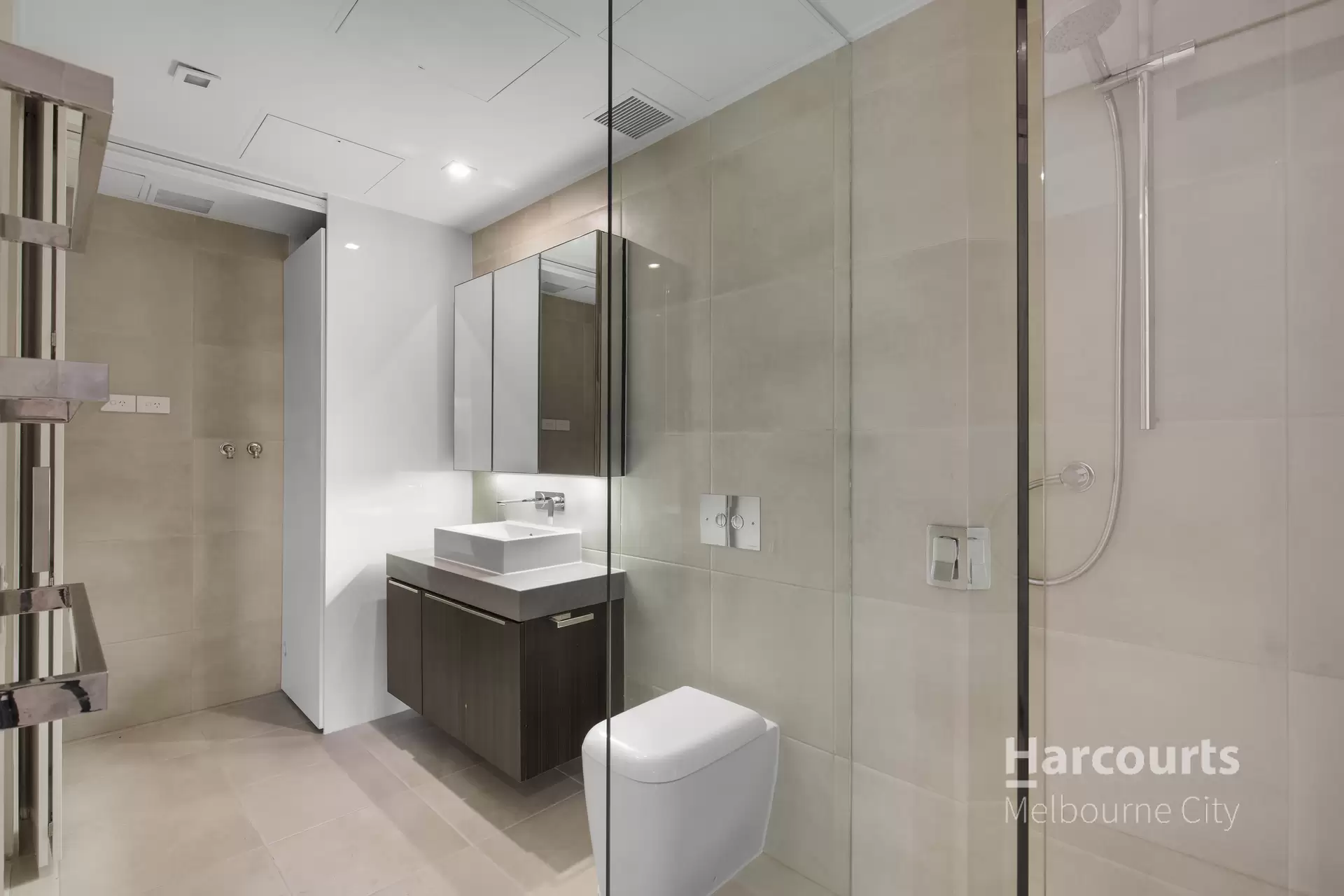 205/140 Gipps Street, East Melbourne Leased by Harcourts Melbourne City - image 1