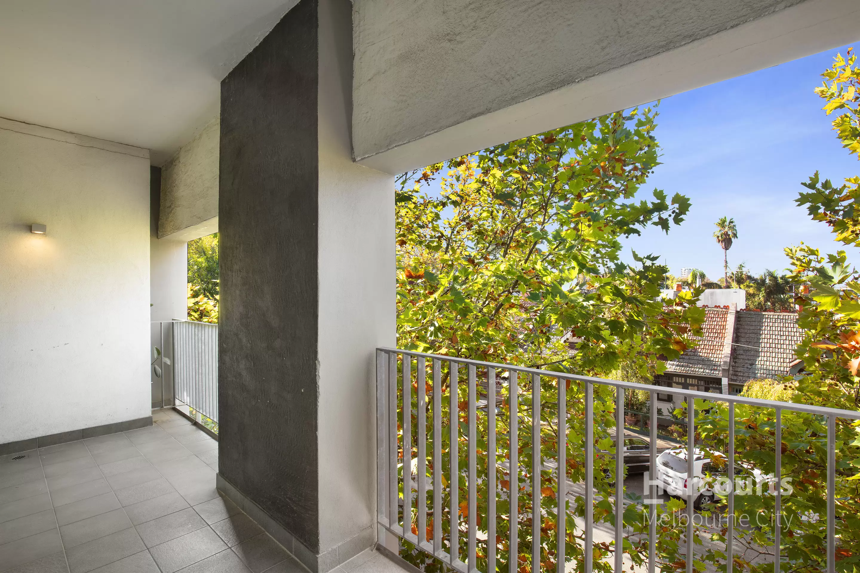 215/63 Acland Street, St Kilda Leased by Harcourts Melbourne City - image 3