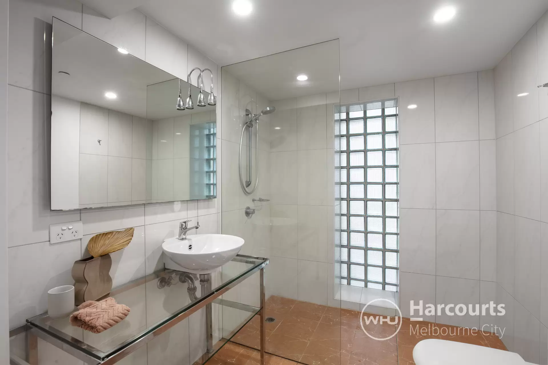 405/336 Russell Street, Melbourne Sold by Harcourts Melbourne City - image 1