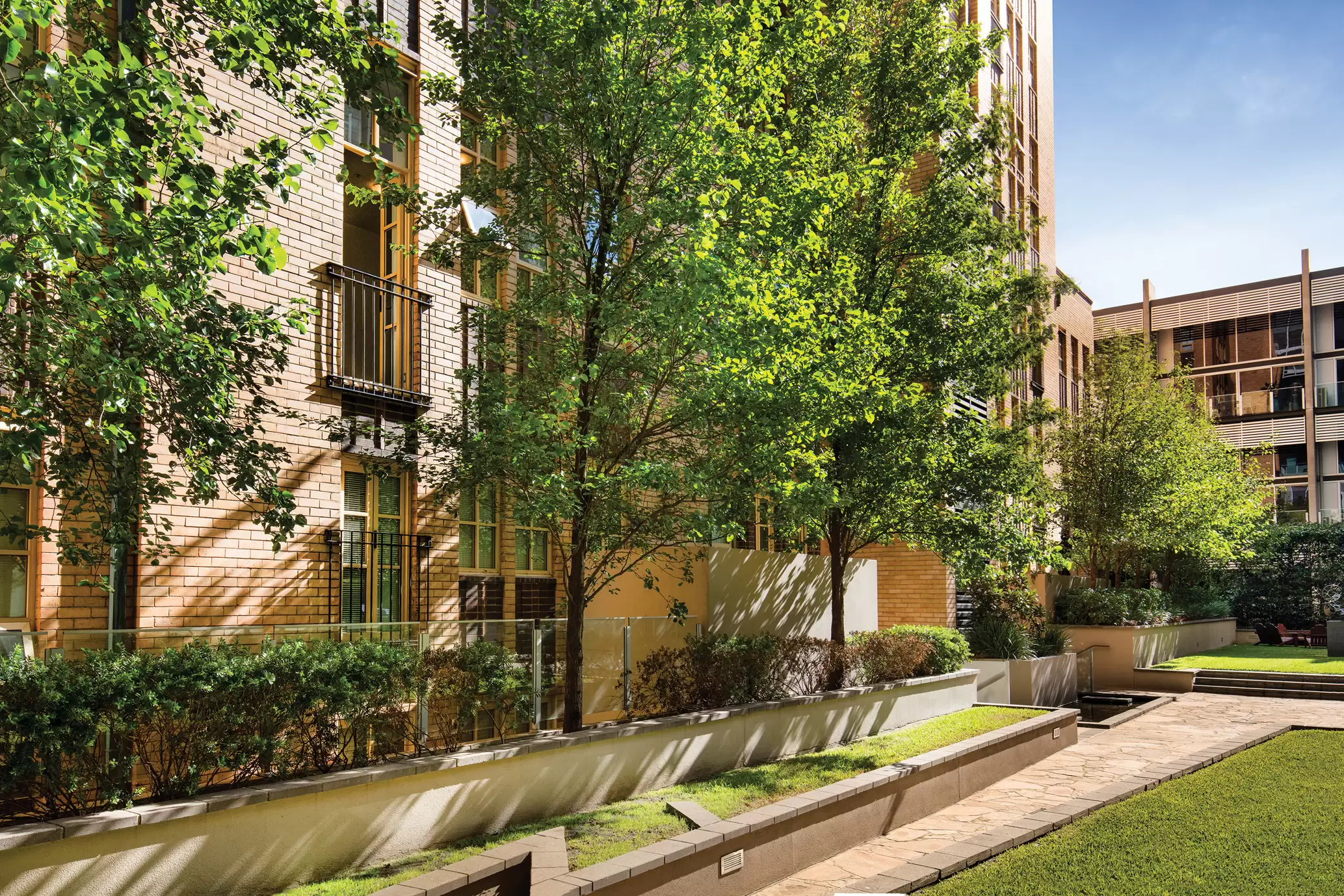 405/336 Russell Street, Melbourne Sold by Harcourts Melbourne City - image 8