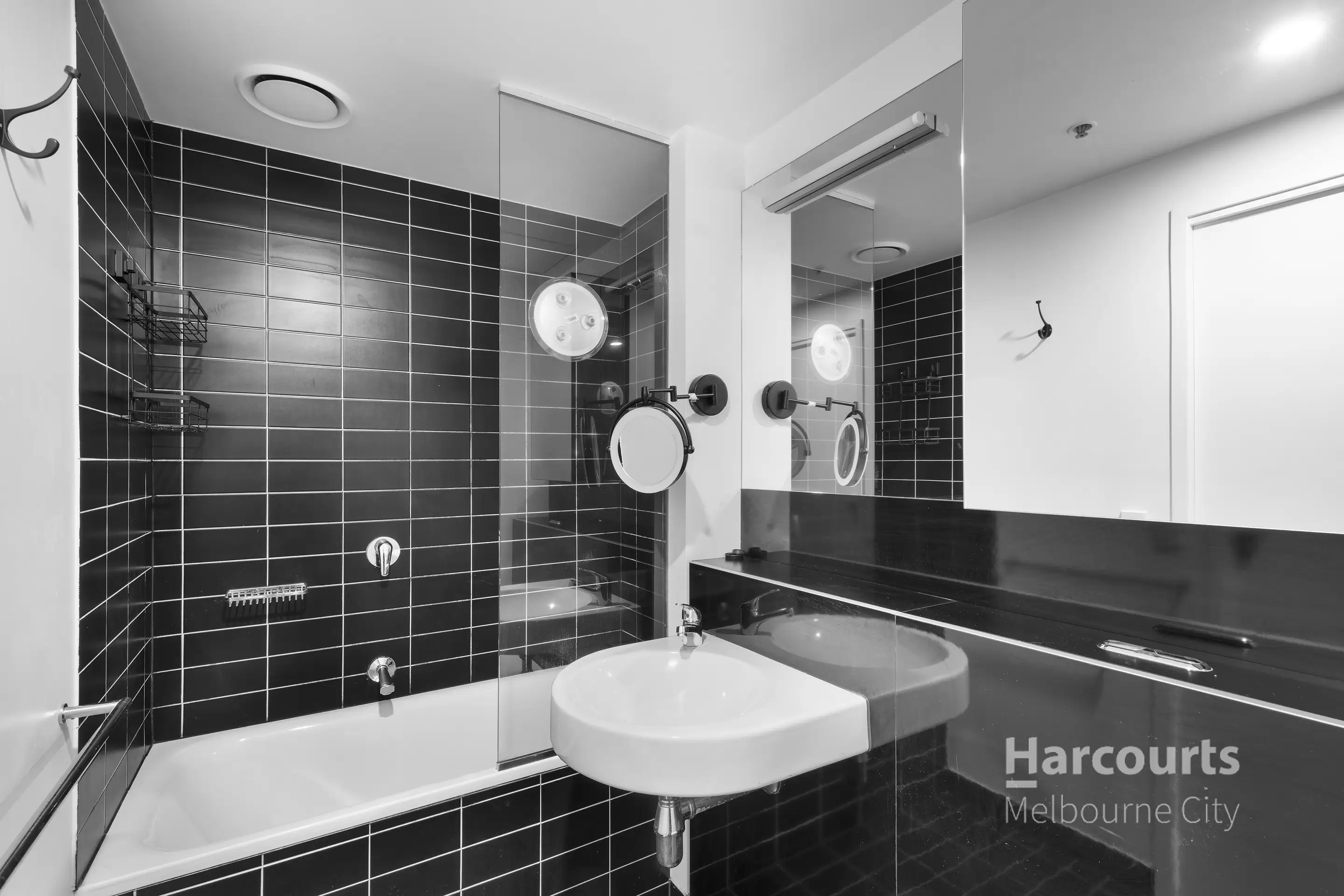2311/620 Collins Street, Melbourne Leased by Harcourts Melbourne City - image 5