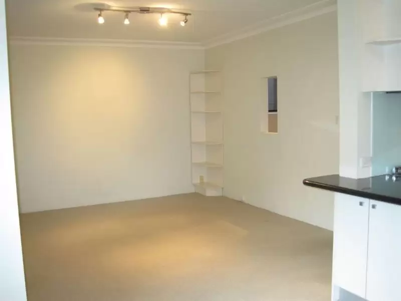 1/187 George Street, East Melbourne Leased by Harcourts Melbourne City - image 2