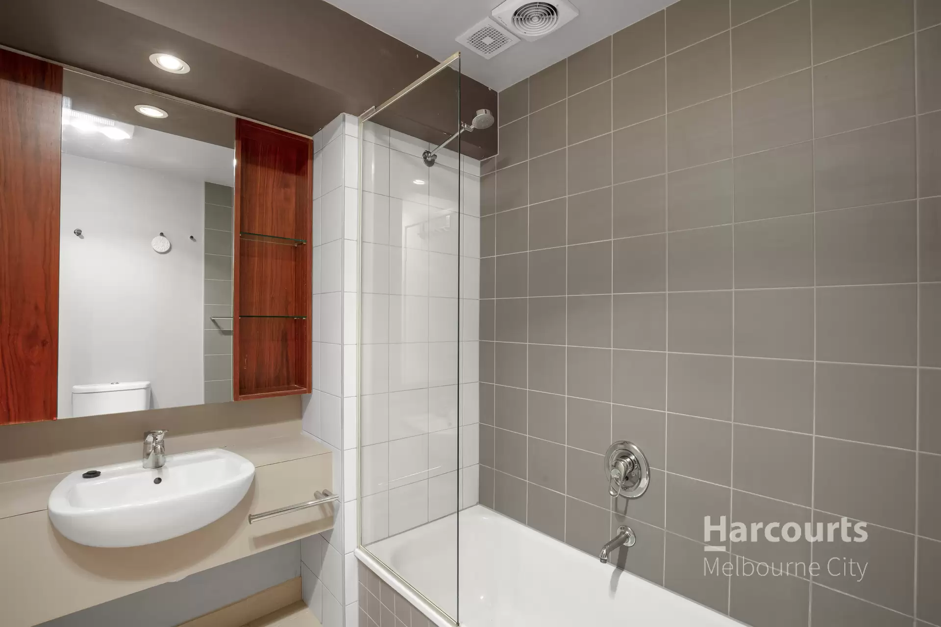 302/639 Lt Bourke Street, Melbourne Leased by Harcourts Melbourne City - image 1