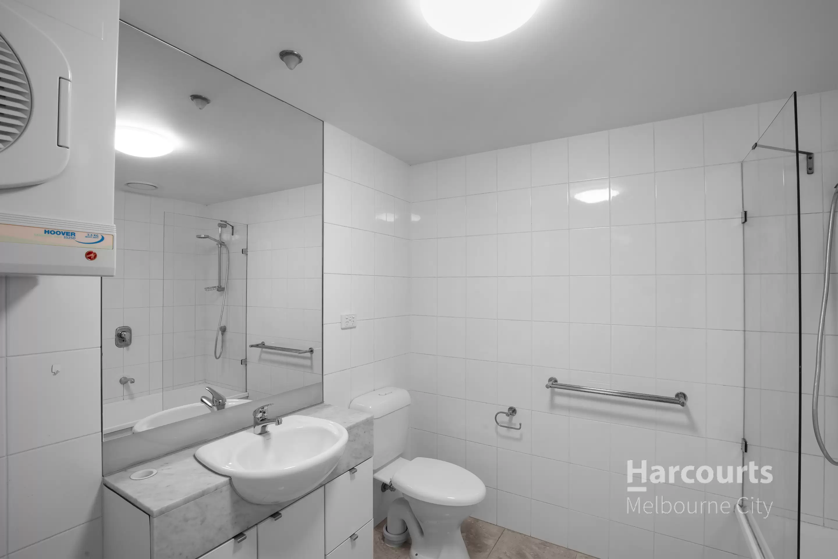 39/100 Kavanagh Street, Southbank Leased by Harcourts Melbourne City - image 5
