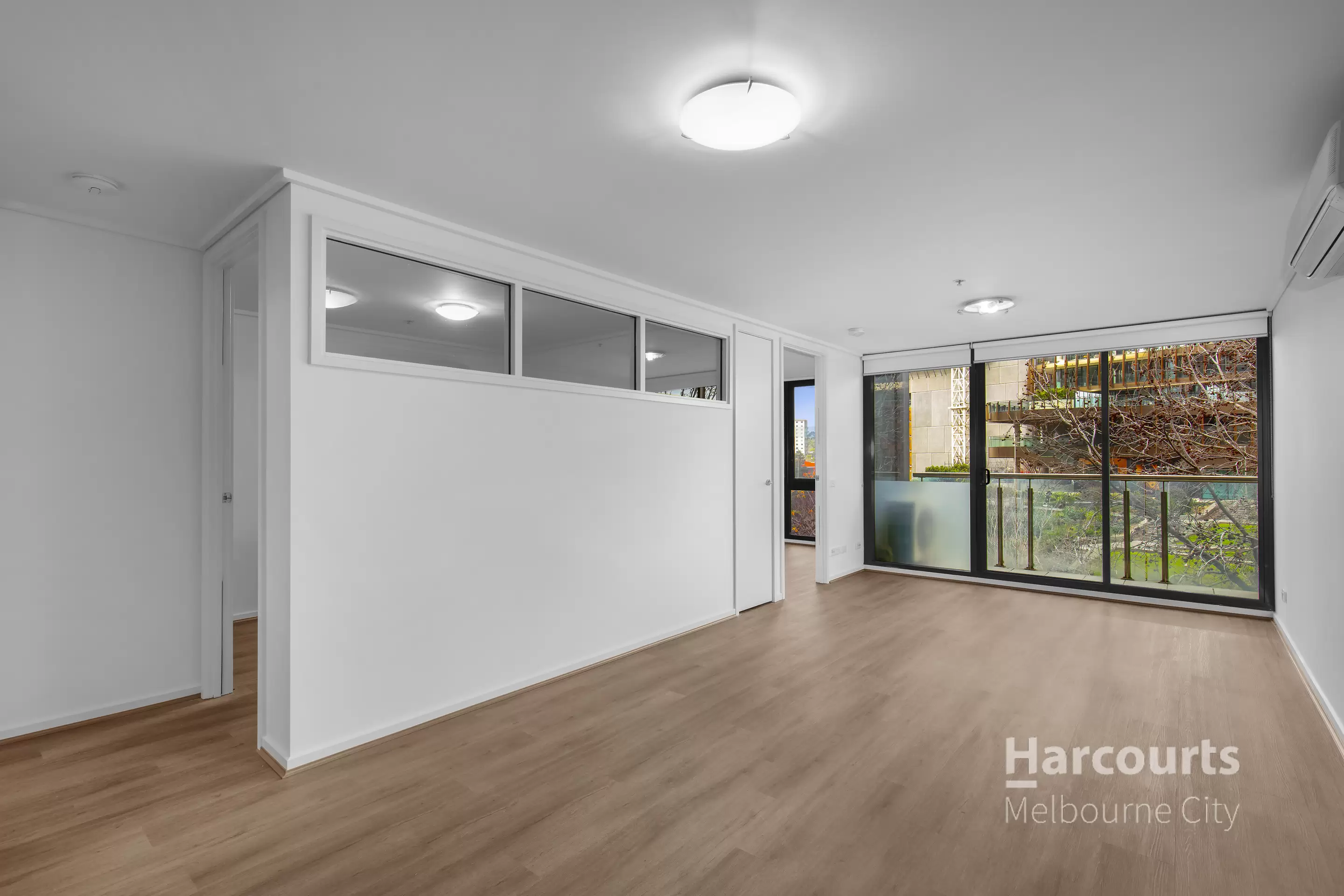 39/100 Kavanagh Street, Southbank Leased by Harcourts Melbourne City - image 1