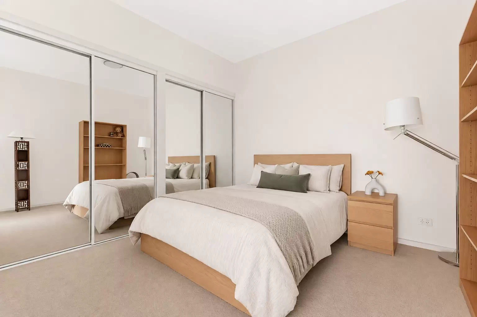 1808/250 Elizabeth Street, Melbourne Leased by Harcourts Melbourne City - image 6