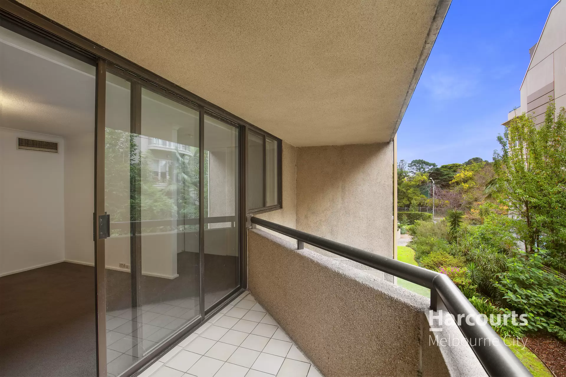11/27 Queens Lane, Melbourne For Lease by Harcourts Melbourne City - image 1
