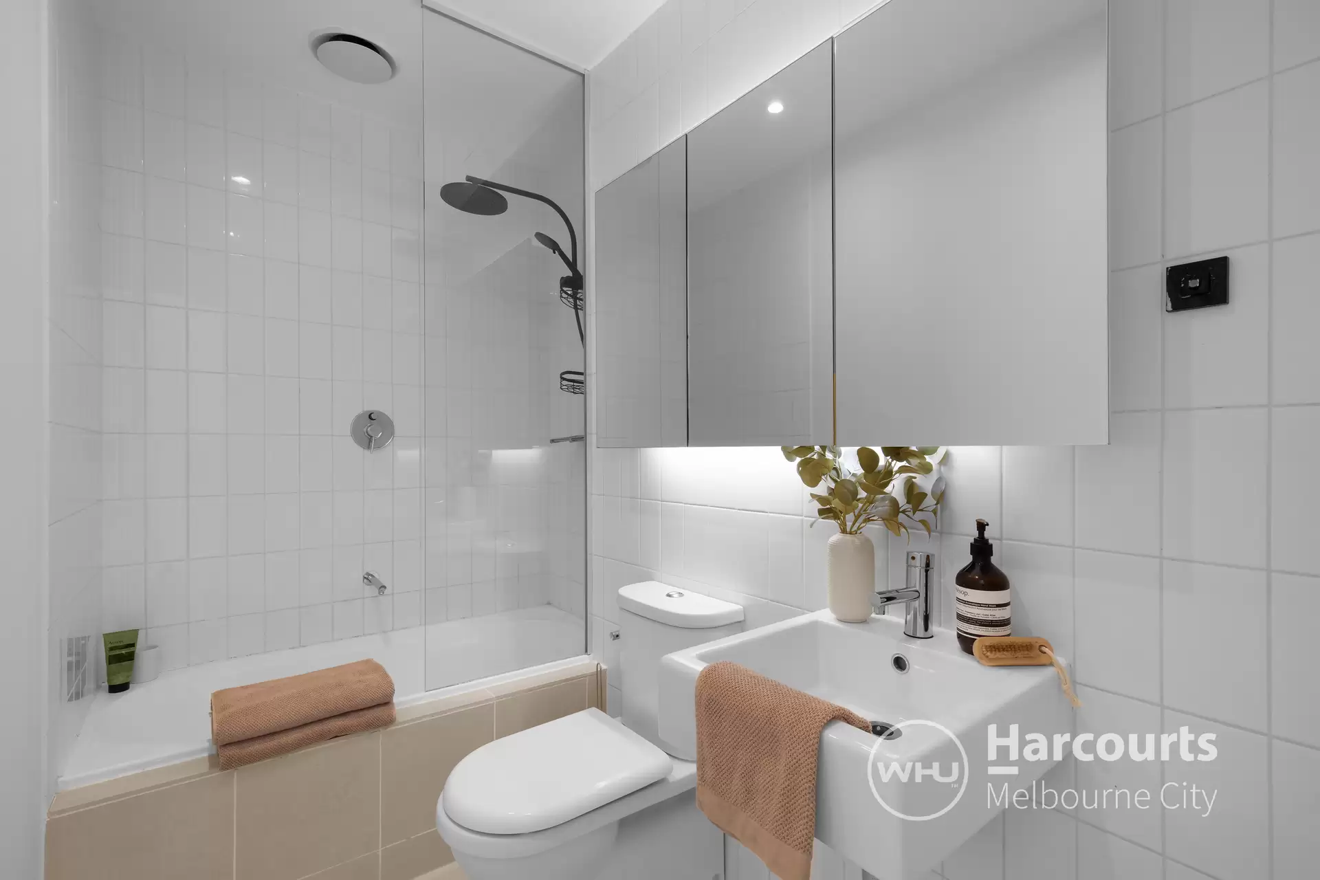 303B/399 Bourke Street, Melbourne Sold by Harcourts Melbourne City - image 1