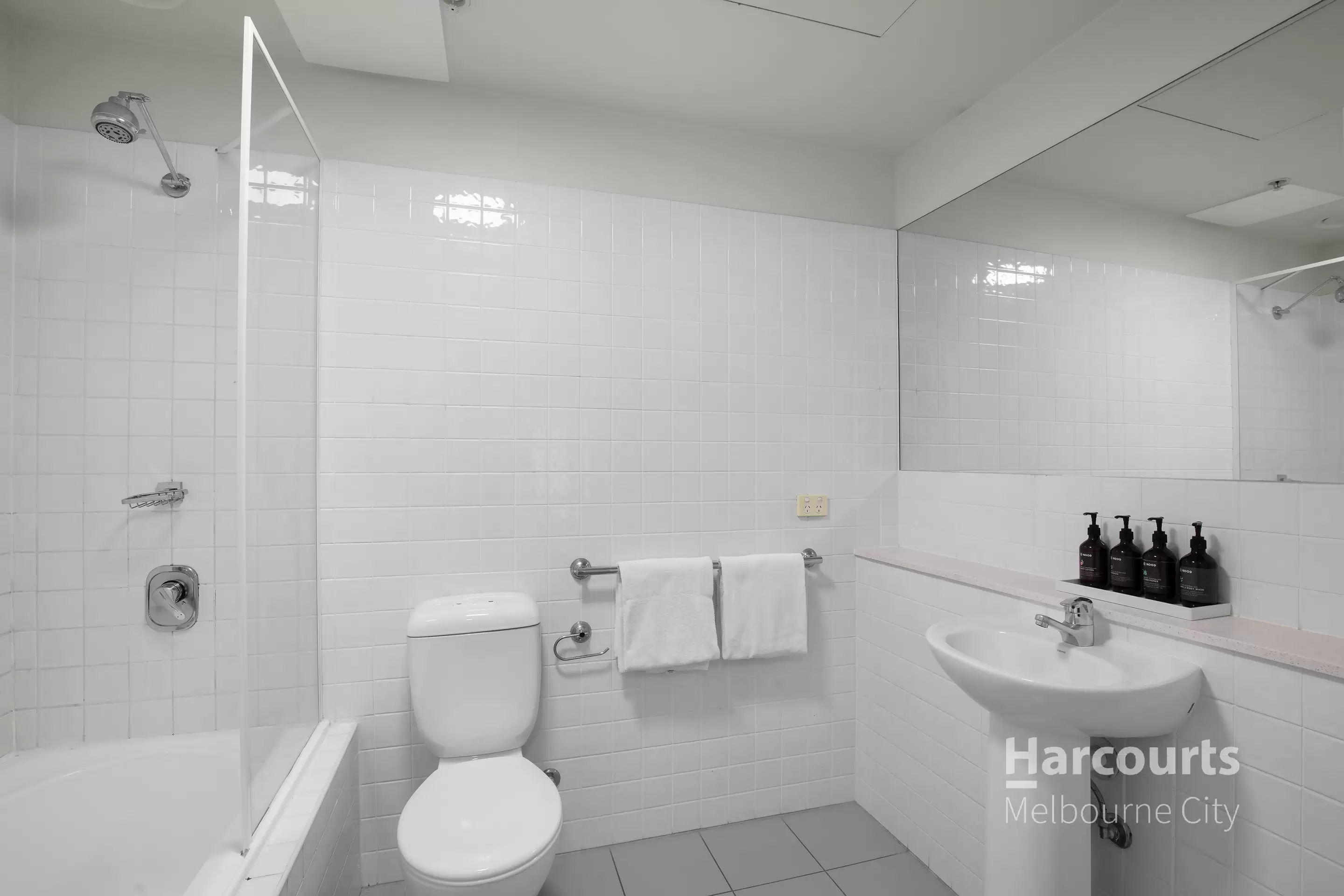 609/250 Elizabeth Street, Melbourne For Sale by Harcourts Melbourne City - image 4