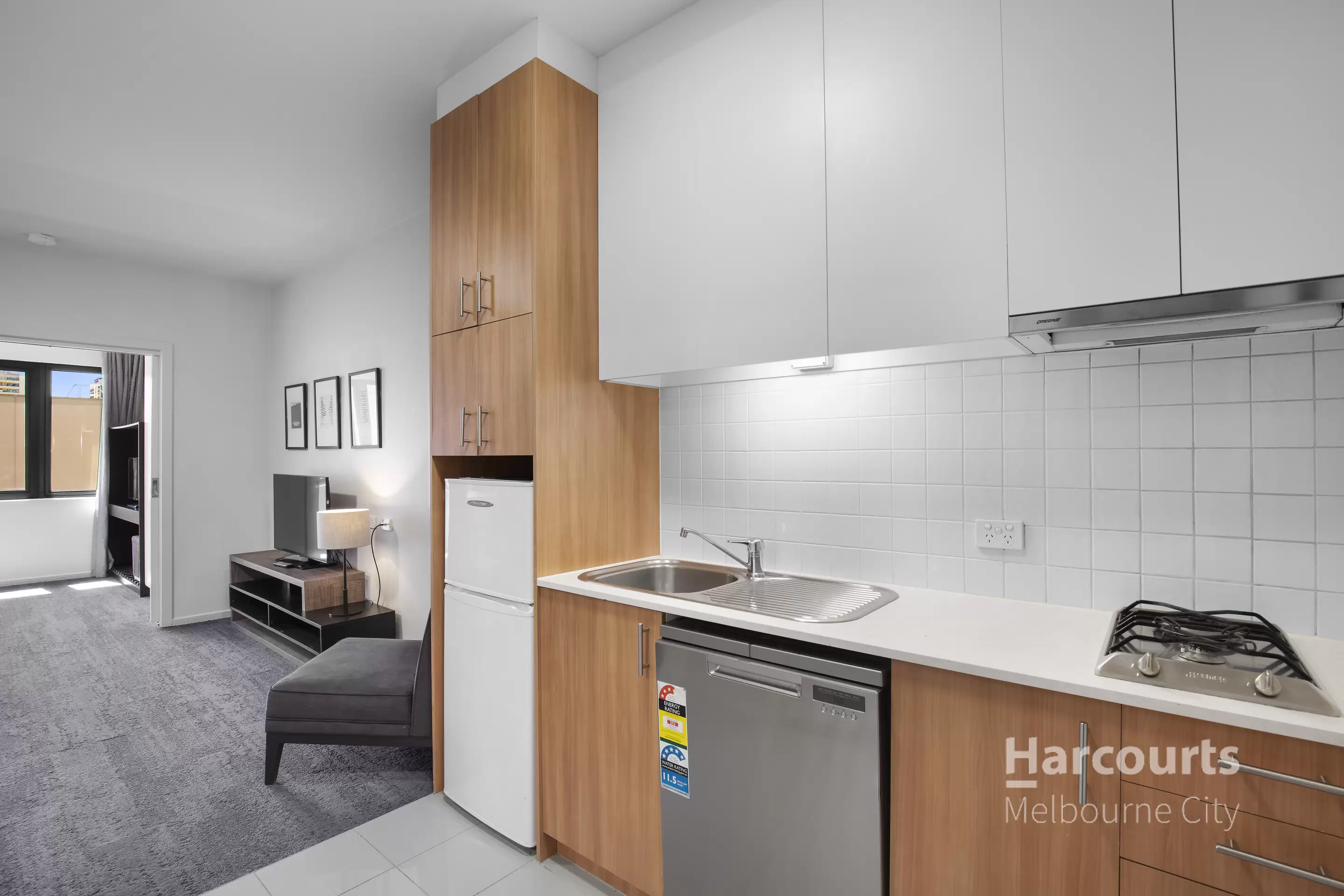 907/250 Elizabeth Street, Melbourne For Lease by Harcourts Melbourne City - image 3