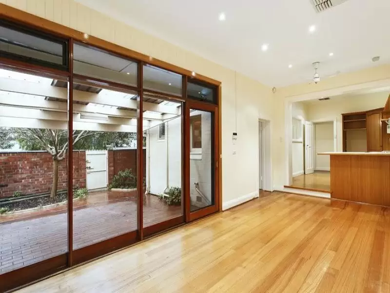61 Thomas Street, Hampton Leased by Harcourts Melbourne City - image 3