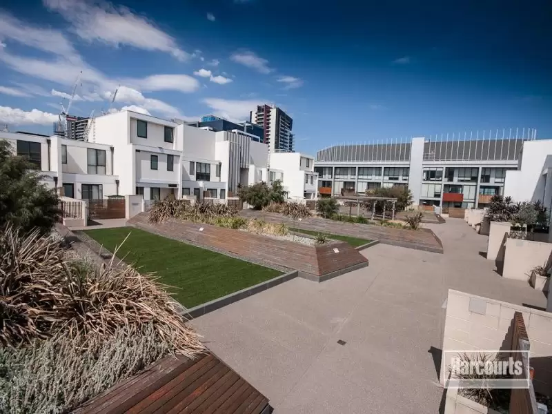 230/117 Studio Lane, Docklands Leased by Harcourts Melbourne City - image 8