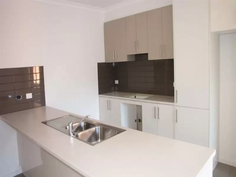 5 Oldfield Street, Sunshine West Leased by Harcourts Melbourne City - image 3
