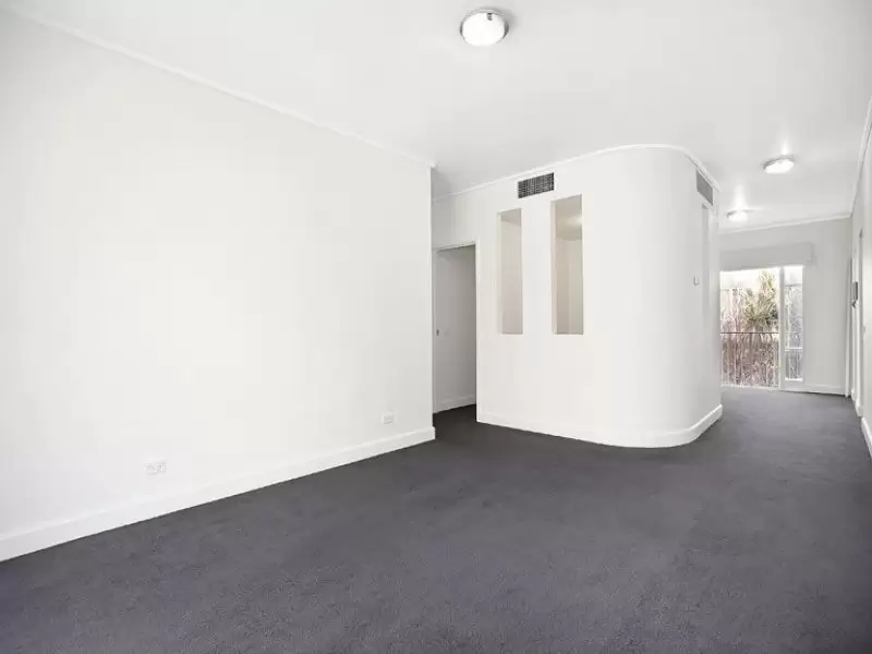 39/1 Wellington Crescent, East Melbourne Leased by Harcourts Melbourne City - image 2