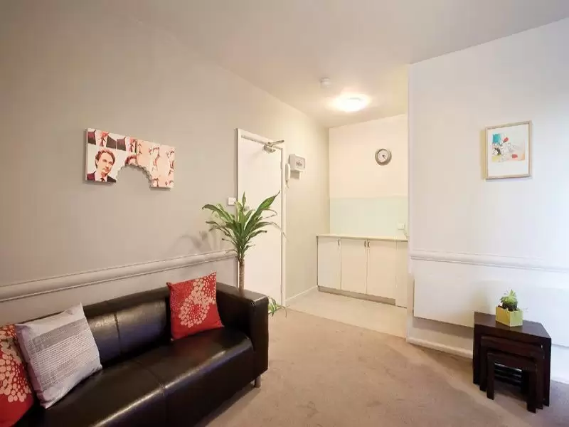 104/25 Hotham Street, East Melbourne Leased by Harcourts Melbourne City - image 2