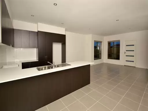 4/19 Rockbank Road, Ardeer Leased by Harcourts Melbourne City