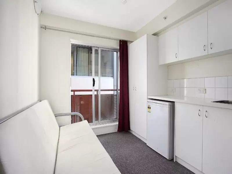 135/546 Flinders Street, Melbourne Leased by Harcourts Melbourne City - image 1