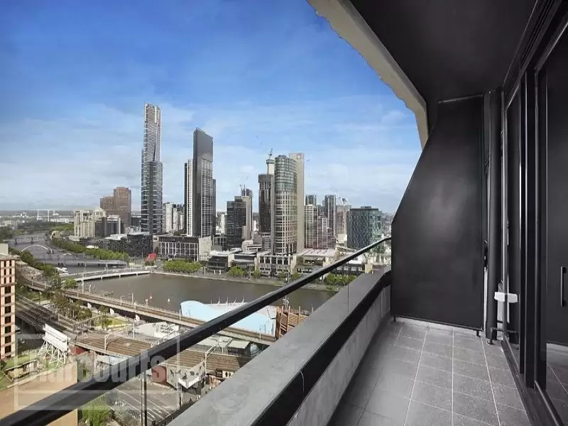 2504/534 Flinders Street, Melbourne Leased by Harcourts Melbourne City - image 2